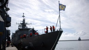 Иран отправил военные корабли к морским границам США