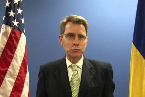 Посол США рассказал, как Украину "разорвет на куски"