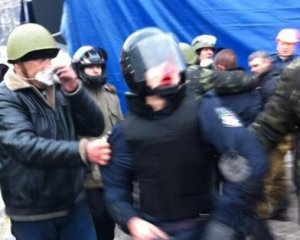 МВД сообщает о 50-ти раненых и троих убитых милиционерах за сегодня