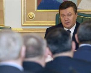 Главы МИД Германии, Франции и Польши ушли от Януковича без комментариев