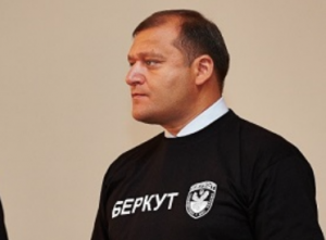 Зачем хотят депортировать Михаила Добкина