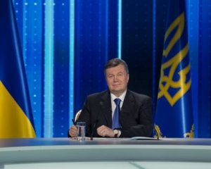 Янукович по-прежнему считает себя президентом Украины, а решения, принятые в Верховной раде, нелегитимны - заявление.