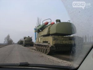 Новости крымского фронта - много техники уже близко к Перекопу.