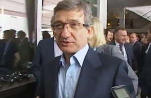 Кому война, а кому и мать родная