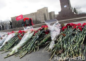 Харьков похоронил своих защитников, погибших от рук неонацистов