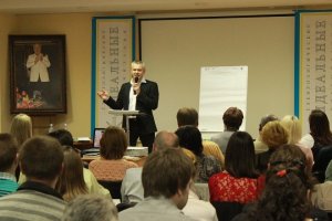Саентологи готовы брать власть