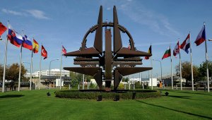 Эксперт: России, возможно, придется закрыть информбюро НАТО в Москве