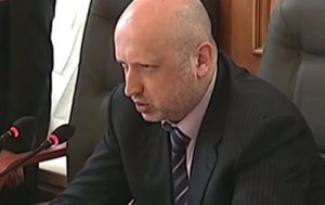 "Надо воспринимать информацию с первого раза!" Между Кличко и Турчиновым произошла словесная перепалка